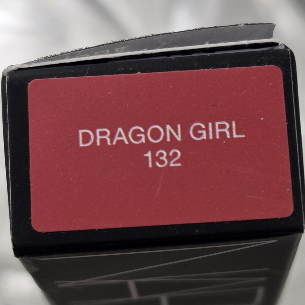 NARS Powermatte Lip Pencil Dragon Girl 132 Full Size NIB - Picture 4 of 4